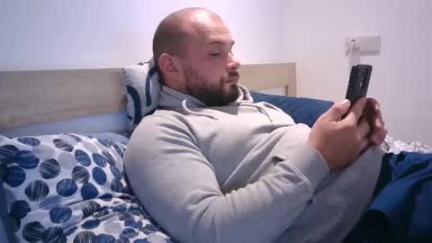 omgwhereim online show from September 13, 5:59 pm