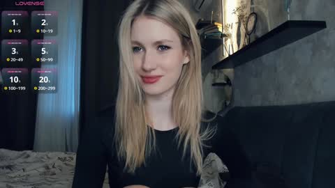 Ana online show from November 28, 7:48 am