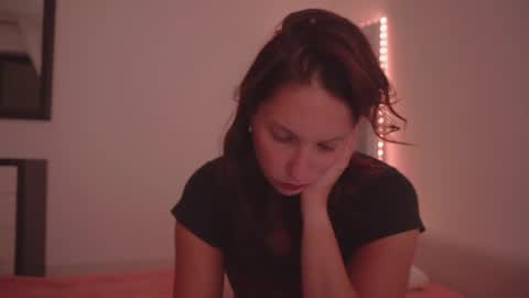 Ariel online show from July 9, 9:52 pm