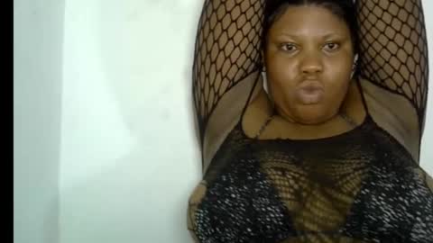 oneofdbestchubbygaloncb online show from April 18, 3:41 am