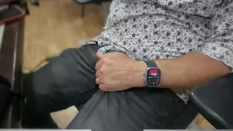 onlocationnyc online show from October 22, 12:14 am