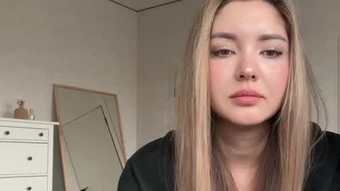 only_this online show from April 16, 8:14 am