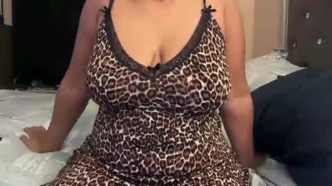 Snapshot of onlyinurdreams00 chatting on October 14, 3:31 am onlyinurdreams00 online show from October 14, 3:31 am