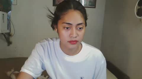 onlyjulia25 online show from October 21, 3:00 am