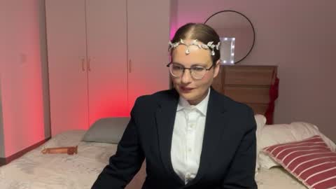 The cutest model on this site online show from July 10, 3:06 pm