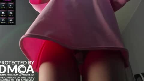 ooopslii online show from April 1, 6:03 am