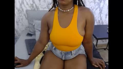 Snapshot of opall614 chatting on October 20, 3:11 am Arleydis online show from October 20, 3:11 am
