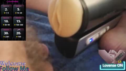 Snapshot of ordinaryhero chatting on October 21, 7:02 am CrazyCumDude online show from October 21, 7:02 am