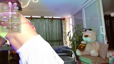 Oriana online show from November 17, 10:01 pm