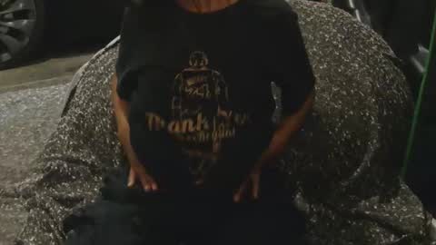 originalcali95 online show from April 15, 2:09 pm