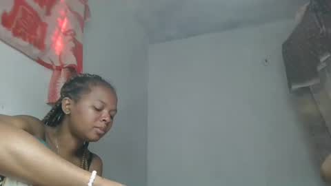 ornellahhh online show from October 16, 12:05 pm