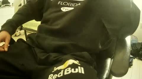 Snapshot of orobrus chatting on January 12, 8:25 pm Oroborus online show from January 12, 8:25 pm