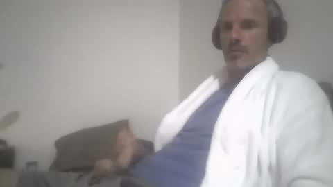 orwel09 online show from December 21, 8:37 pm