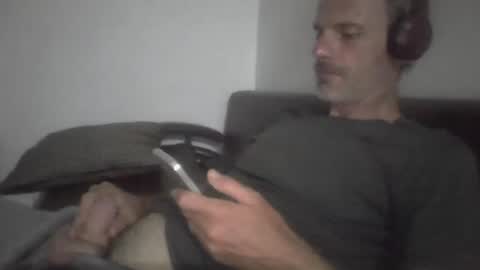 orwel09 online show from February 11, 7:39 pm