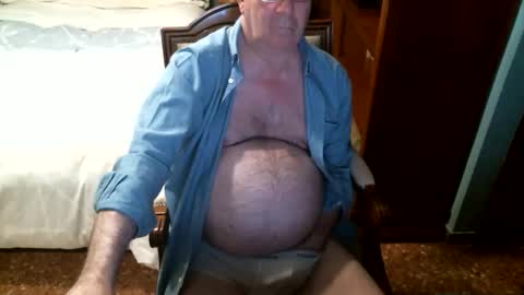 Oscar online show from November 7, 4:42 pm