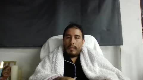 Snapshot of oscaryn_martell chatting on September 13, 9:34 am oscaryn_martell online show from September 13, 9:34 am
