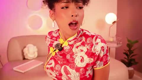 Oshun  online show from March 18, 12:22 pm