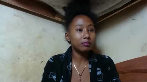 osinaa online show from May 31, 6:31 pm