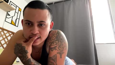 Snapshot of osito_mx chatting on September 26, 12:02 pm Mateo online show from September 26, 12:02 pm