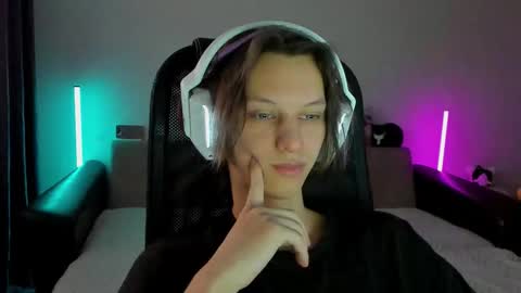 Ostin online show from February 15, 11:42 am