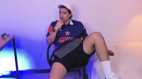 Otto Andrew online show from April 11, 7:45 am