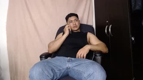 otto_stud online show from May 25, 4:18 am