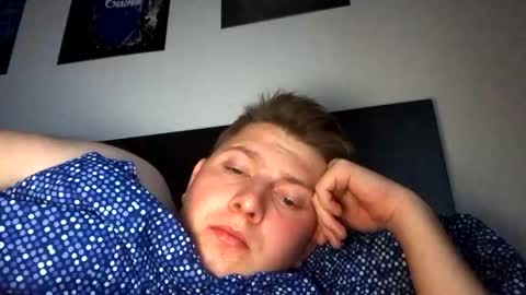 outflayd online show from April 5, 5:15 am