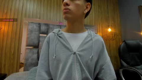 Owen Johnson online show from April 15, 11:35 am