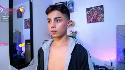 Owen  Independent model  online show from April 2, 8:10 am