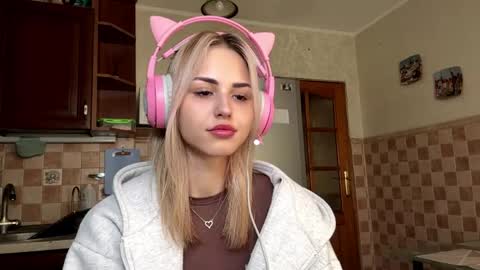 Eva online show from May 9, 5:13 am