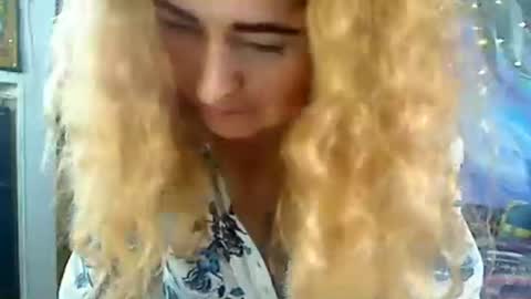 Ozzy Helen online show from January 3, 6:46 pm