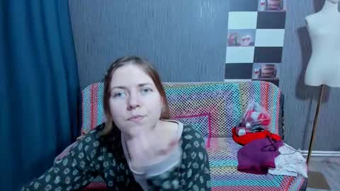 Ella online show from December 1, 10:57 am