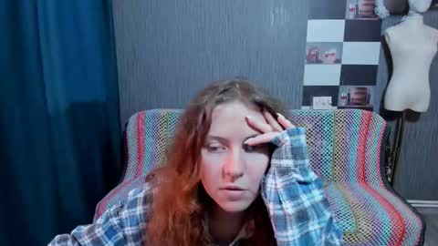 Ella online show from February 25, 8:51 am