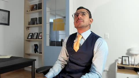 pablo rincon95 online show from May 23, 2:46 pm
