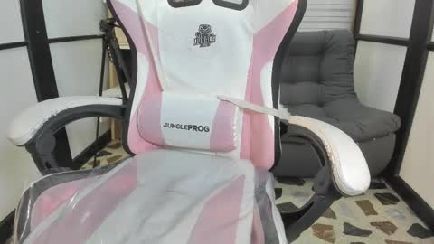 Paige online show from March 12, 12:09 am