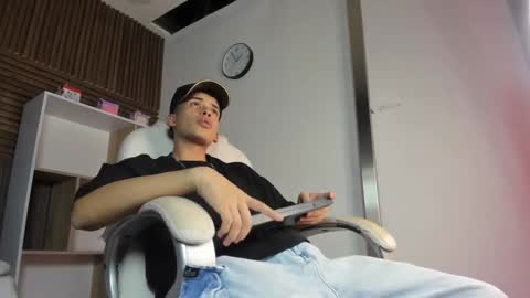 Snapshot of painlee chatting on September 17, 8:12 pm Painlee online show from September 17, 8:12 pm