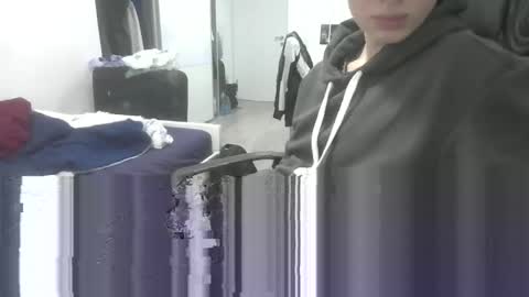 pere online show from February 7, 2:20 pm