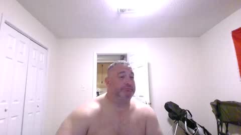 palmettohusker online show from October 25, 3:18 am