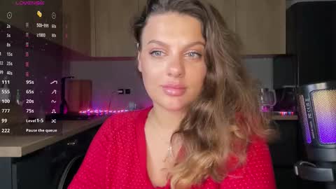 Marina online show from October 7, 5:42 pm