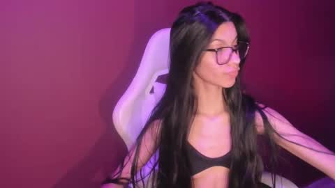  P A M  online show from November 29, 5:26 am