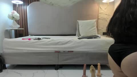 pamelabonnet_mml online show from March 26, 7:08 pm