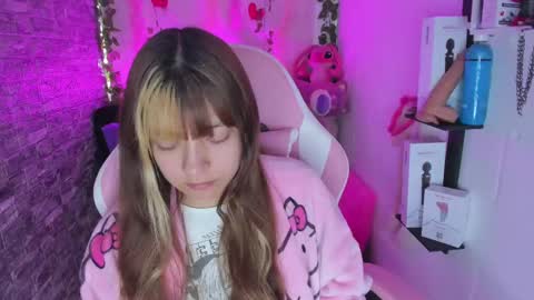 Snapshot of pamelajhonsom chatting on December 4, 4:32 pm pamelajhonsom online show from December 4, 4:32 pm