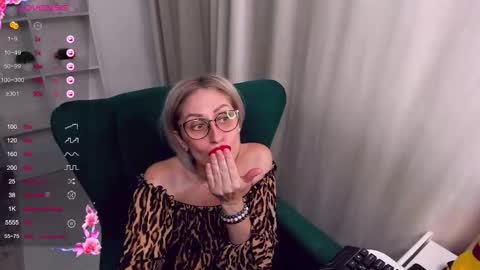 pamellamurphy online show from November 11, 7:32 am