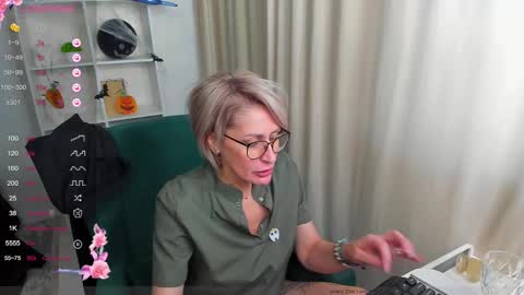 pamellamurphy online show from November 1, 8:13 am