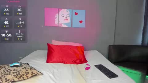 Pammela online show from October 1, 5:45 pm