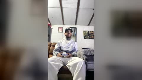 panthers_room online show from April 6, 2:53 am