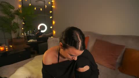 Kristina Kriss online show from October 19, 7:51 pm