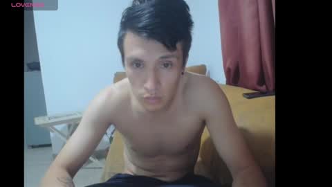 paola y alexander online show from February 25, 4:46 am