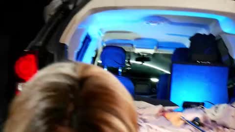 paolagh_ online show from February 11, 4:05 am