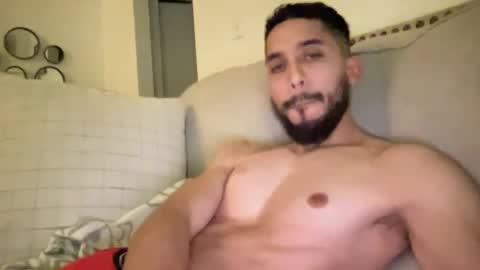 papicubano_guapo23cm online show from February 6, 8:29 am